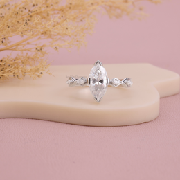 1.75 CT Marquise Moissanite Diamond Engagement Ring, Sparkling Accent Diamond Ring.